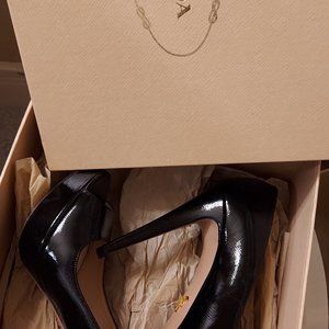 Black Prada Heels Size 8